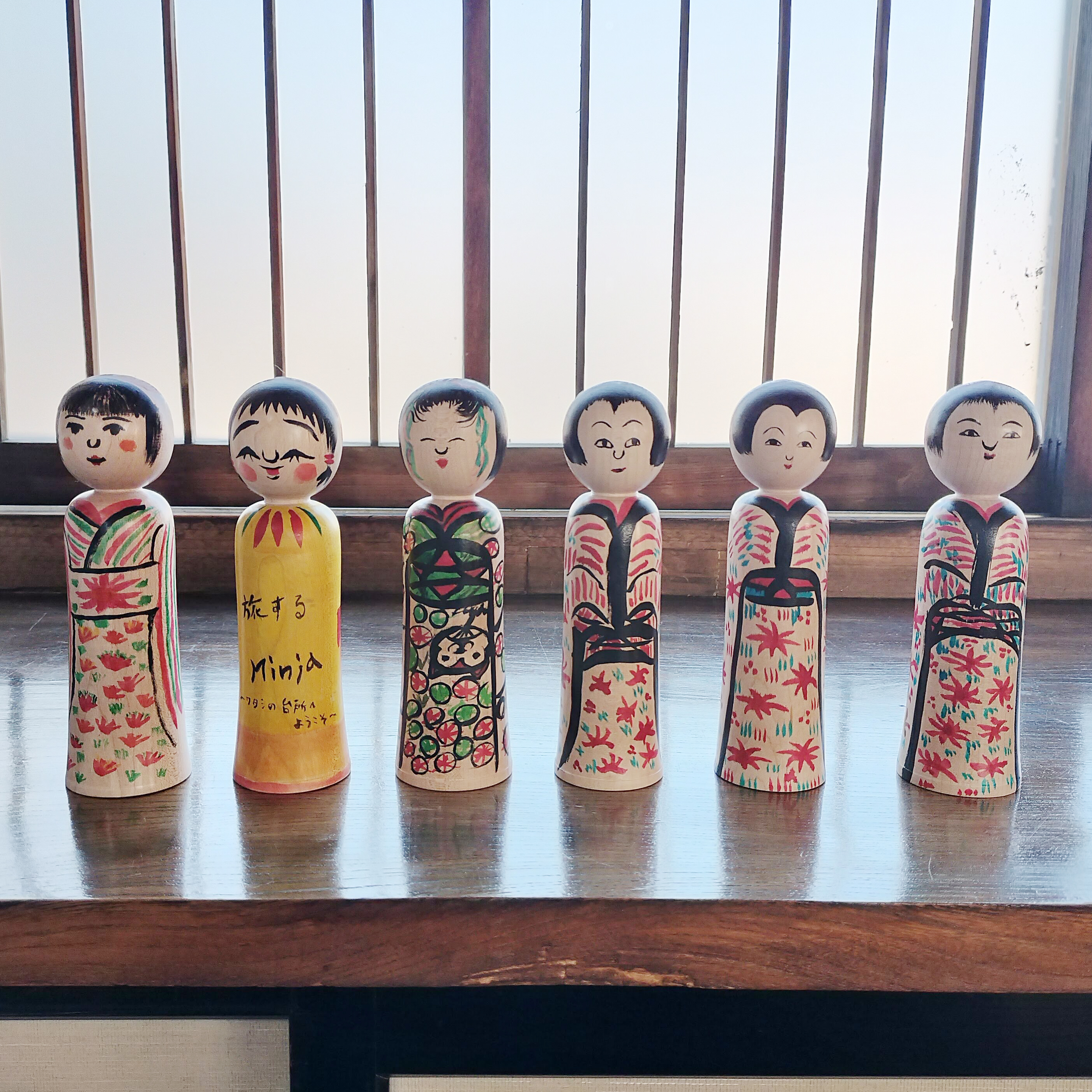 手描き風景画の木製こけし 【公式通販】