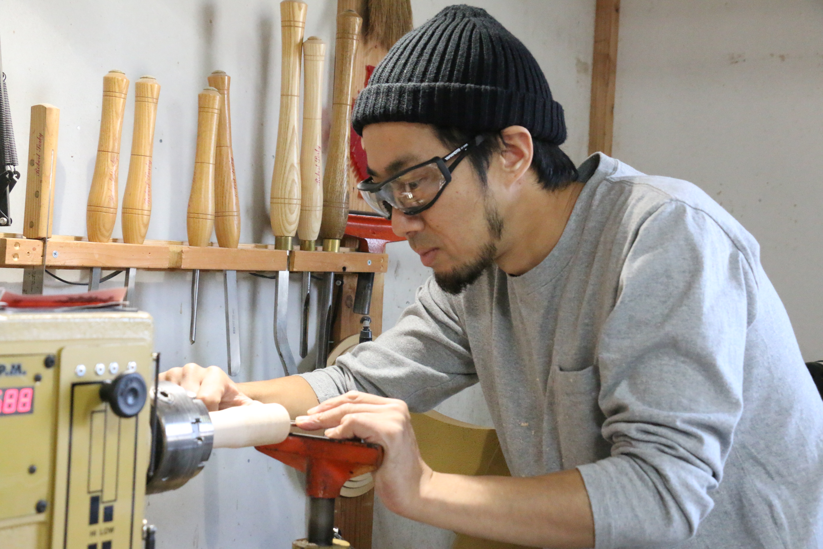 発行】vol.12 伝統を継ぐ、ふたりの工人 ＜高橋一成×岡本雄＞ – Nowvillage